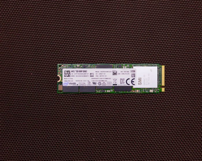 Intel SSD PCIe NVMe SSDPEKK512G7H 512GB Read/Write : 1775 / 560 MB/s
