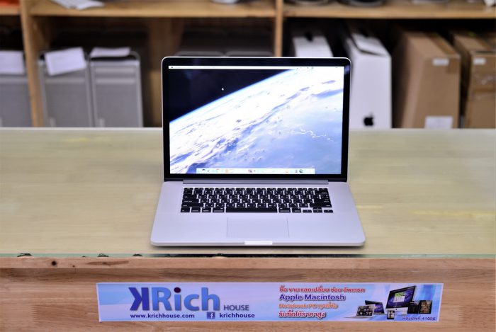 MacBook Pro Retina 15-inch Mid 2015 / 4-Core i7 2.2GHz RAM 16GB SSD 256GB Iris Pro (1.5 GB ) * New Battery