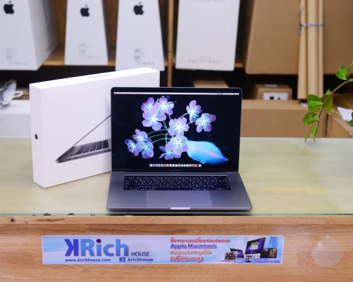 MacBook Pro Retina 15-inch 2017 (SPG) Touch Bar / 4-Core i7 2.8GHz RAM 16GB SSD 256GB Radeon Pro 555(2GB) / Full Box