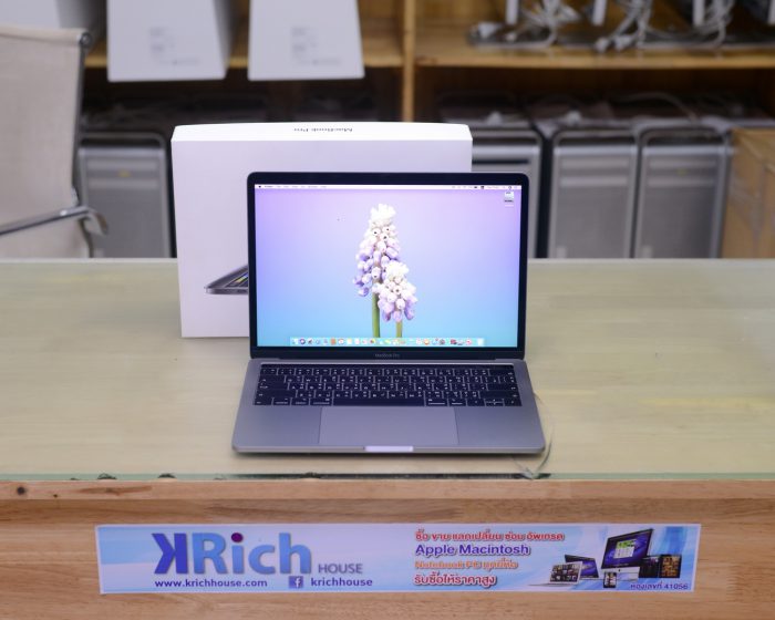 MacBook Pro 13-inch 2018 -Touch Bar (SPG) / Quad-Core i5 2.3GHz RAM 8GB SSD 256GB Iris Plus 655 (1.5GB) / Box / Warranty 9-4-2020 *New Display