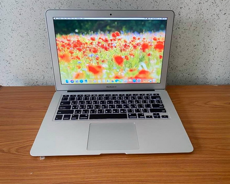 MacBook Air 13インチ 2015年モデル&Surface ほろ苦く Pro3