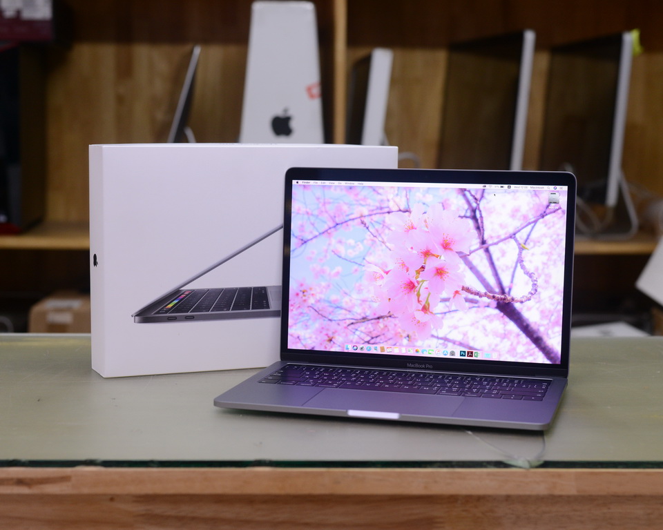 MacBook Pro 13-inch 4-Core i5 1.4GHz. RAM 8GB. SSD 128GB. 2019. Touch
