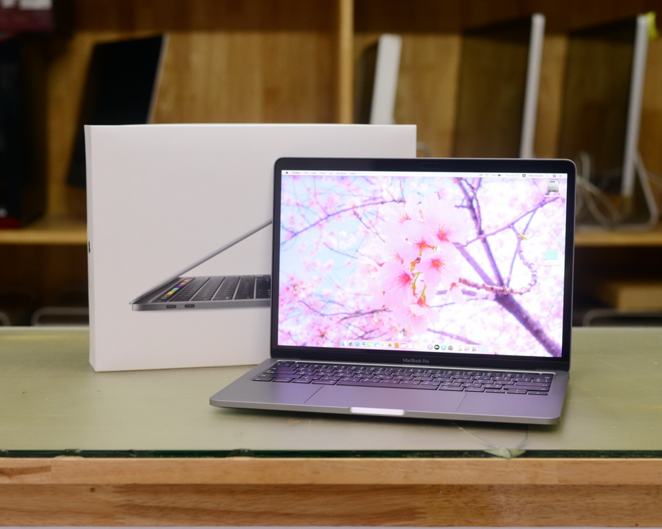 MacBook Pro 13-inch Intel Gen10 4-Core i5 2.0GHz. RAM 16GB ...