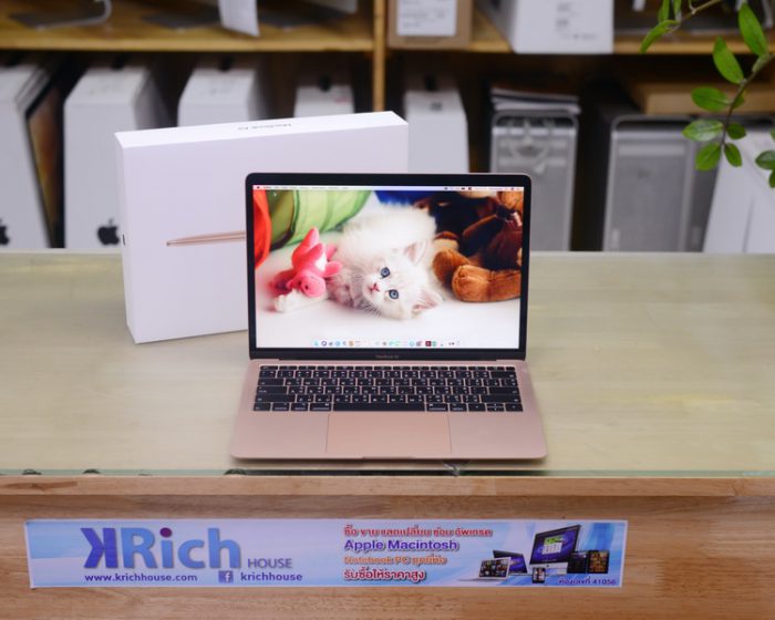 MacBook Air 13” 2019 (Gold) / Core i5 1.6GHz RAM 8GB SSD 128GB Intel UHD 617 (1.5GB) / Full Box