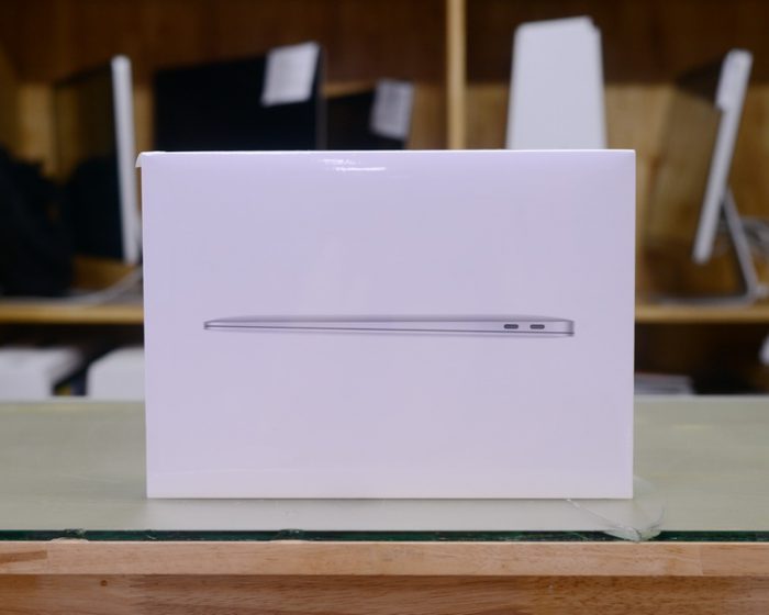Brand New TOP MODEL MacBook Air 13-inch 2020 (Silver) Quad-Core i5 1.1GHz. RAM 8GB SSD 512GB Apple Warranty 1 Year