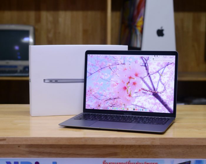 MacBook Air 13-inch Core i3 1.1GHz. RAM 8GB. SSD 256GB. 2020. ( Space Gray ) Full Box Apple Warranty 06-11-2021
