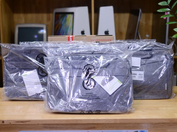 กระเป๋า Lenovo 15.6