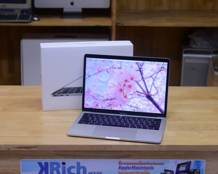 MacBook Pro Retina 13-inch Core i5 2.9GHz. Ram 8GB. SSD 256GB. Silver ( Touch Bar ) 2016. Full Box ( New Display )