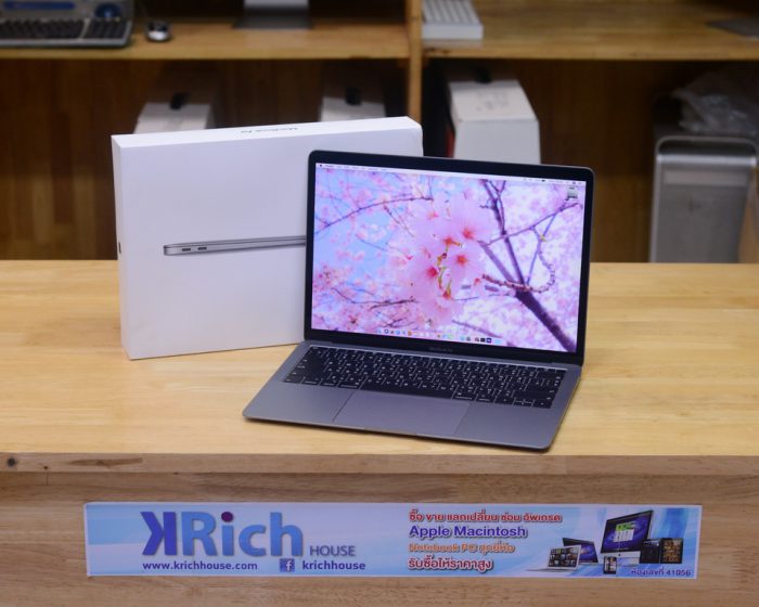 MacBook Air 13-inch Core i5 1.6GHz. RAM 8GB. SSD 128GB. 2019. ( Space Gray ) Full Box ( New Battery )
