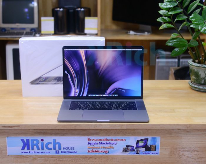 MacBook Pro Retina 15-inch 2019 (Space Grey) 6‑Core i7 2.6GHz RAM 16GB SSD 256GB / Radeon Pro 555X / Full Box * Apple Warranty 08-10-2021