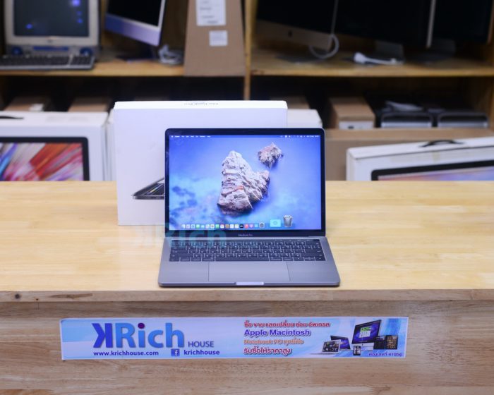 MacBook Pro Retina 13-inch 2017Touch Bar (Space Gray) Core i5 3.1GHz. RAM 8GB SSD 256GB / Full Box