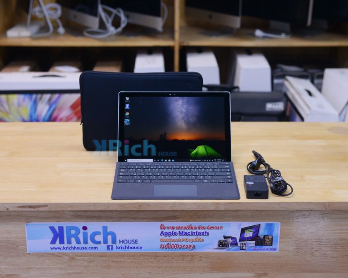 Microsoft Surface Pro 4 / Intel Core i5-6300U 2.4GHz RAM 8GB SSD 256GB / Type Cover Keyboard + Bag