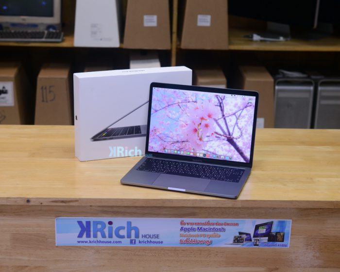 MacBook Pro 13-inch 2019. 4-Core i5 2.4GHz. RAM 8GB. SSD 256GB. Touch Bar ( Space Grey ) Full Box Apple Warranty 04-10-2022