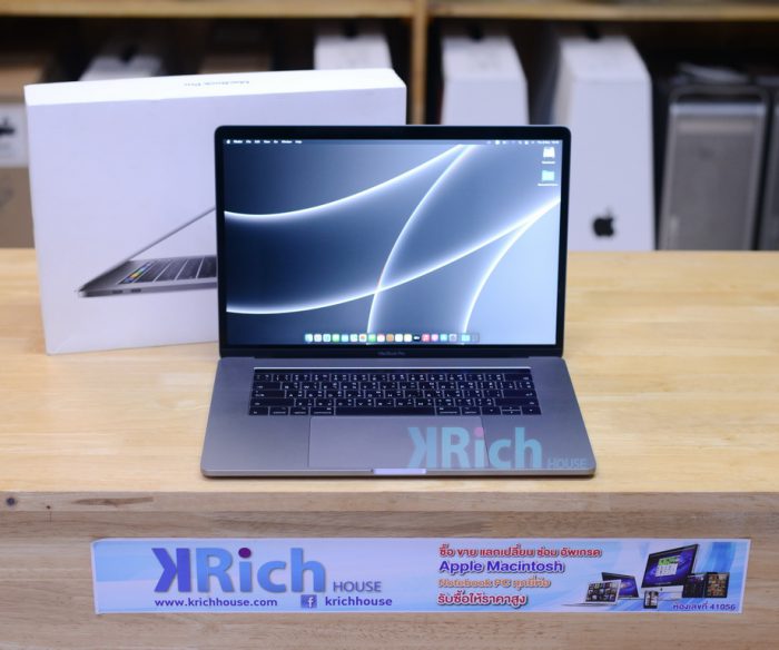 MacBook Pro Retina 15-inch 2016 ( Space Gray ) Quad-Core i7 2.6GHz. / Ram 16GB / SSD 256GB / Touch Bar / Full Box / *New Display*