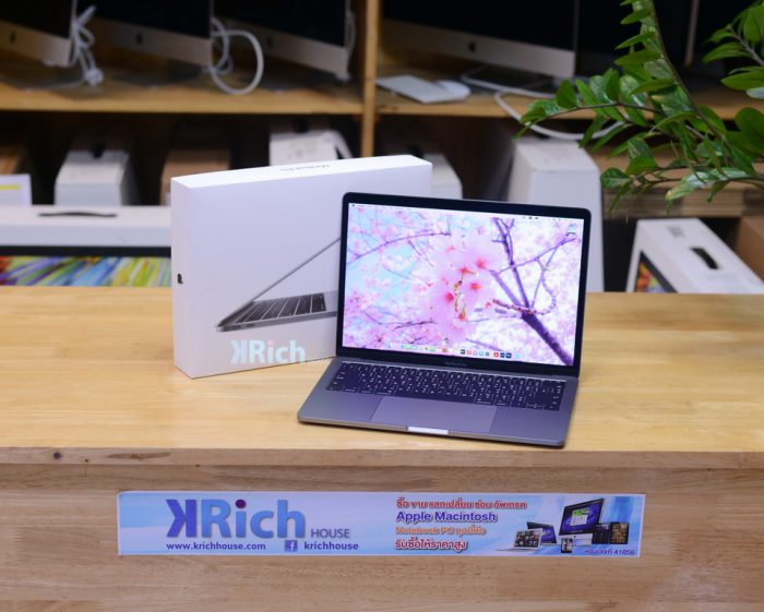MacBook Pro Retina 13-inch. 2017. ( Non Touch Bar ) Intel Core i5 2.3GHz. Ram 8GB. SSD 128GB. ( Space Gray ) Full Box. ( New Display + New Top Case + New Keyboard + New Battery )