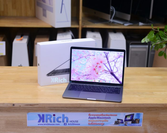 MacBook Pro Retina 13-inch. 2017. ( Non Touch Bar ) Intel Core i5 2.3GHz. Ram 8GB. SSD 128GB. ( Space Gray ) Full Box. ( New Top Case + New Keyboard + New Battery )