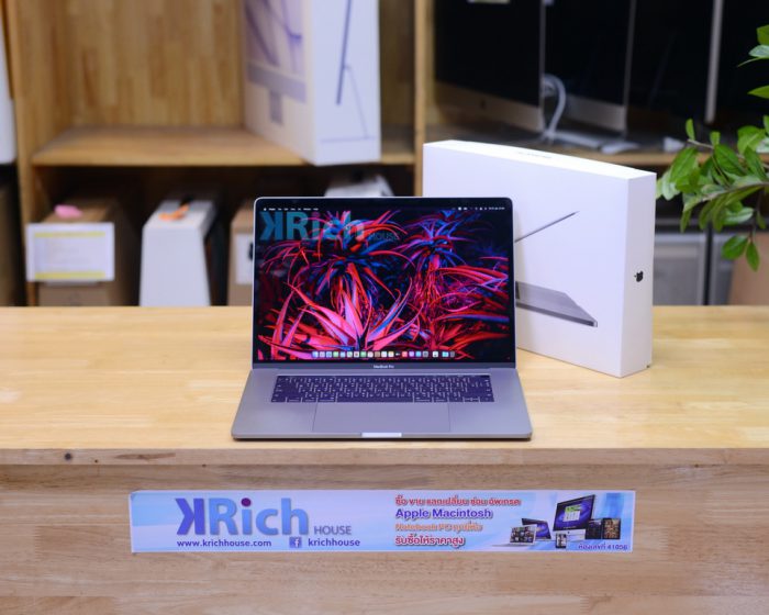 CTO - MacBook Pro 15-inch 2018 (Space Gray) 6-Core i7 2.6GHz RAM 32GB SSD 1TB Radeon Pro 560X / Full Box