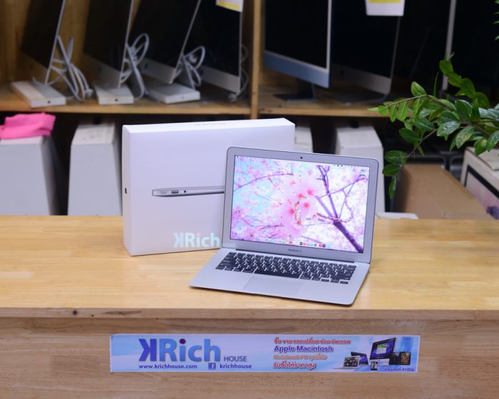 MacBook Air 13-inch Early 2015. Intel Core i5 1.6GHz Ram 8GB SSD 128GB Full Box