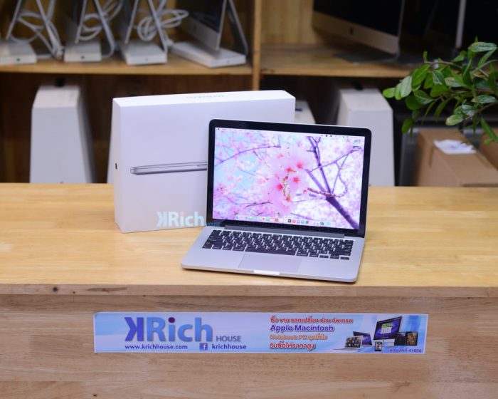 MacBook Pro Retina 13-inch Early 2015. Intel Core i5 2.7GHz. RAM 8GB. SSD 256GB. Full Box ( New Battery )