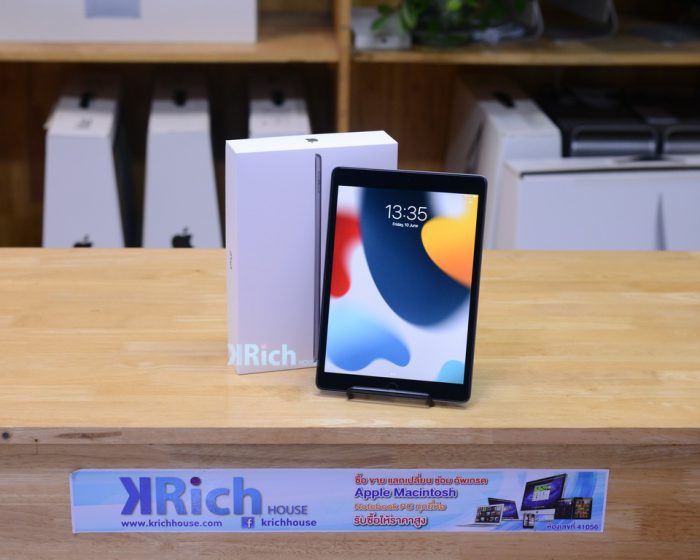 iPad 10.2-inch ( Gen 9 ) 2021. 64GB Wi-Fi ( Space Gray ) Full Box Apple Warranty 02-04-2023