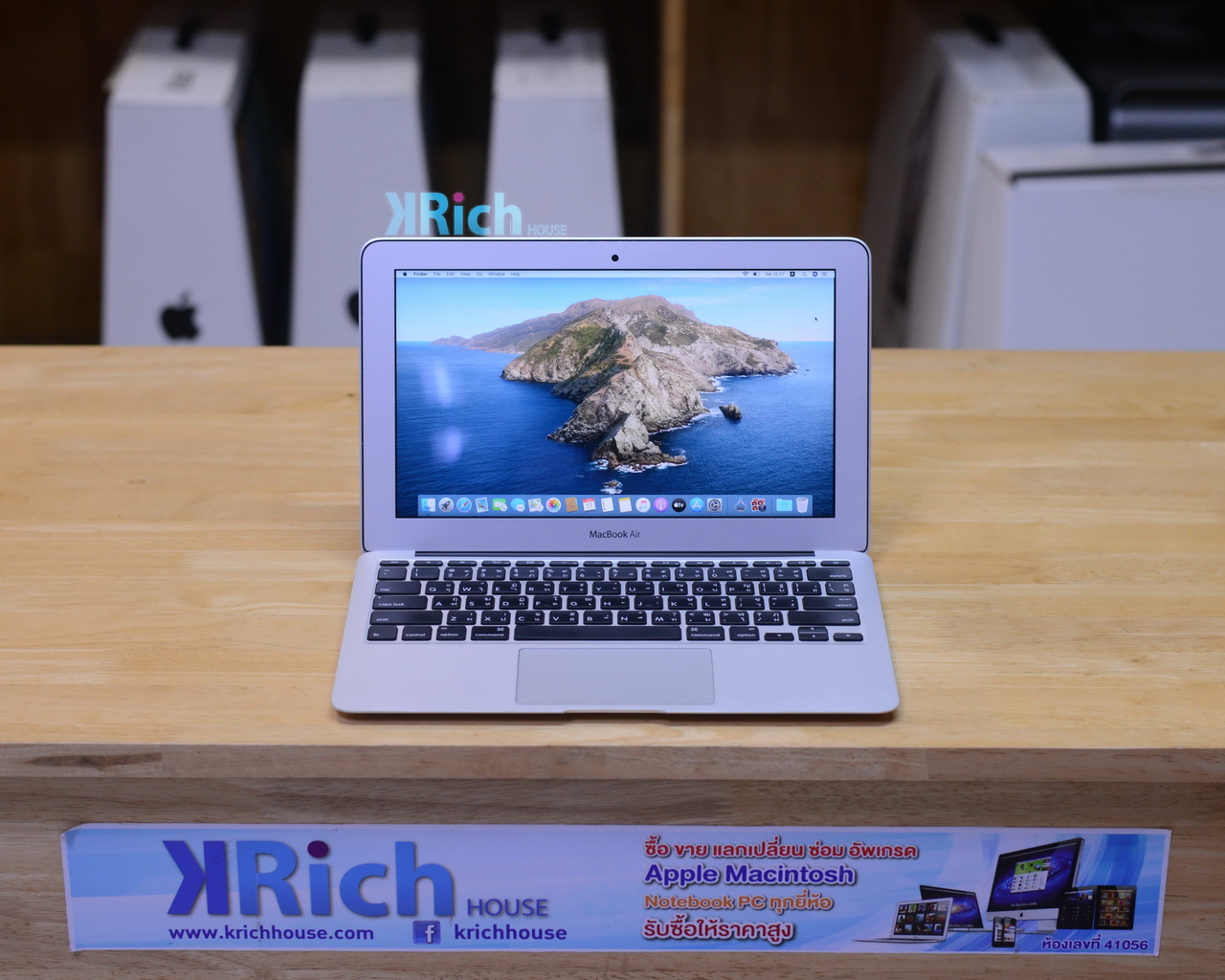 MacBook Air Mid 2013　RAM:4GB SSD:128GB