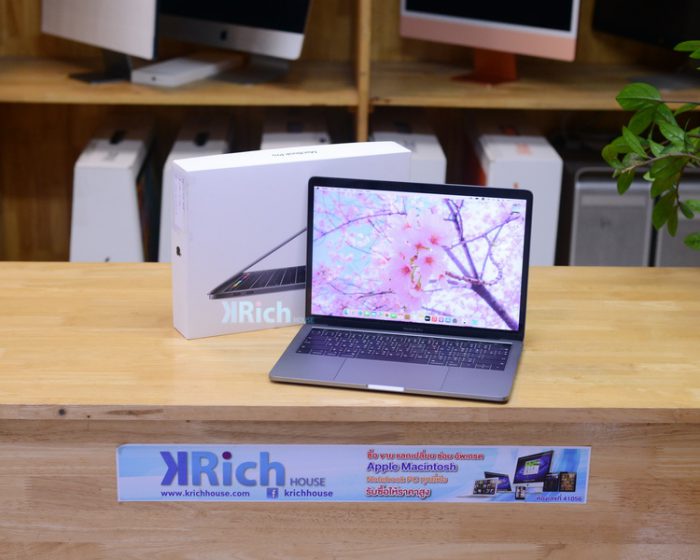 MacBook Pro Retina 13-inch 2018. 4-Core i5 2.3GHz. Ram 8GB. SSD 256GB. ( Space Gray ) Full Box