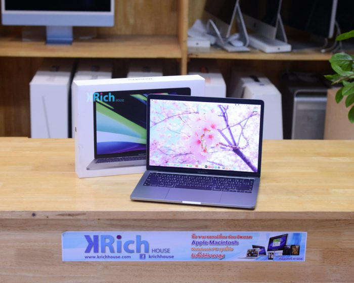 MacBook Pro 13-inch 2020. Apple M1 8-Core RAM 8GB. SSD 256GB. ( Space Gray ) Full Box Apple Warranty 07-12-2022