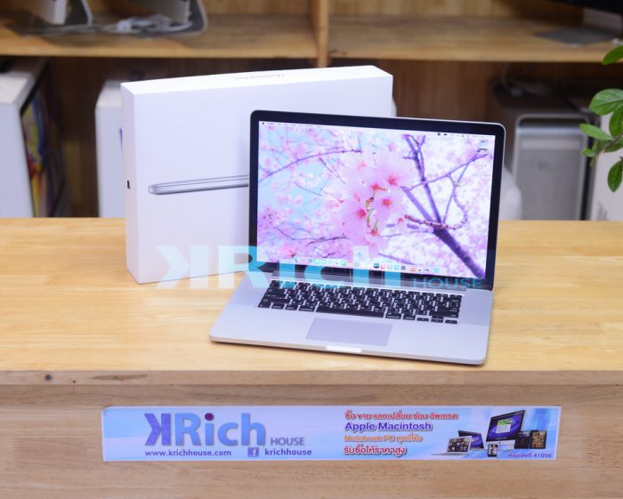 MacBook Pro Retina 15-inch. Mid 2015. Quad-Core i7 2.2GHz RAM 16GB SSD 256GB Full Box
