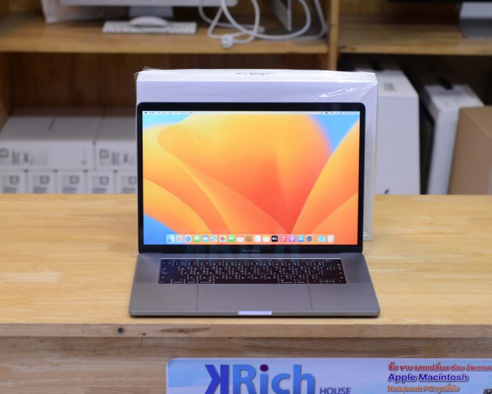 MacBook Pro Retina 15-inch 2019 Touch Bar (Space Gray) 8-Core i9 2.3GHz. RAM 16GB SSD 512GB AMD Radeon Pro 560x 4GB FullBox