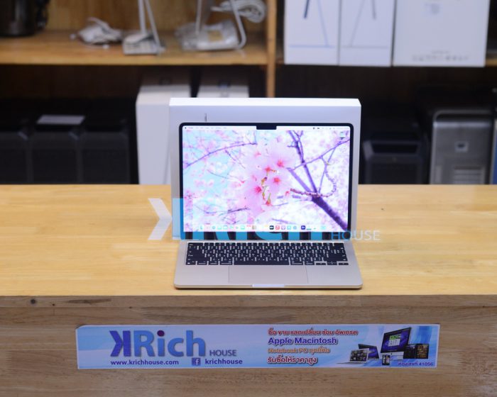 MacBook Air Liquid Retina 13-inch 2022 Apple M2 8-Core GPU 8-Core RAM 8GB SSD 256GB ( Starlight ) Full Box Apple Warranty 03-11-2023