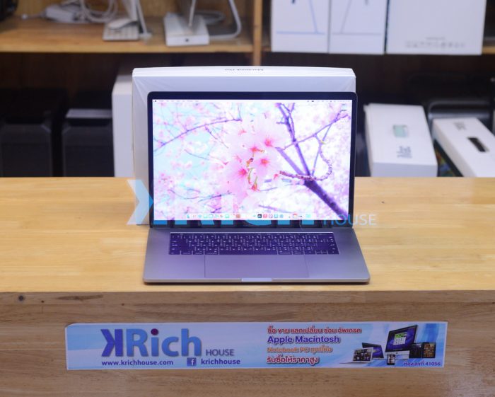 MacBook Pro Retina 15-inch 2017 Quad-Core i7 2.8GHz Ram 16GB SSD 256GB Radeon Pro 555 ( Space Gray ) Full Box ( New Battery )