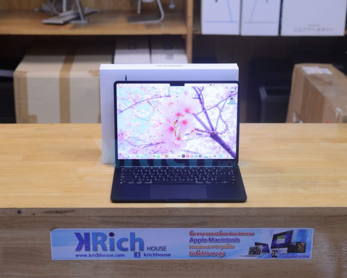 MacBook Air Liquid Retina 13-inch 2022 Apple M2 8-Core GPU 8-Core RAM 8GB SSD 256GB ( Midnight ) Full Box Apple Warranty 23-07-2024