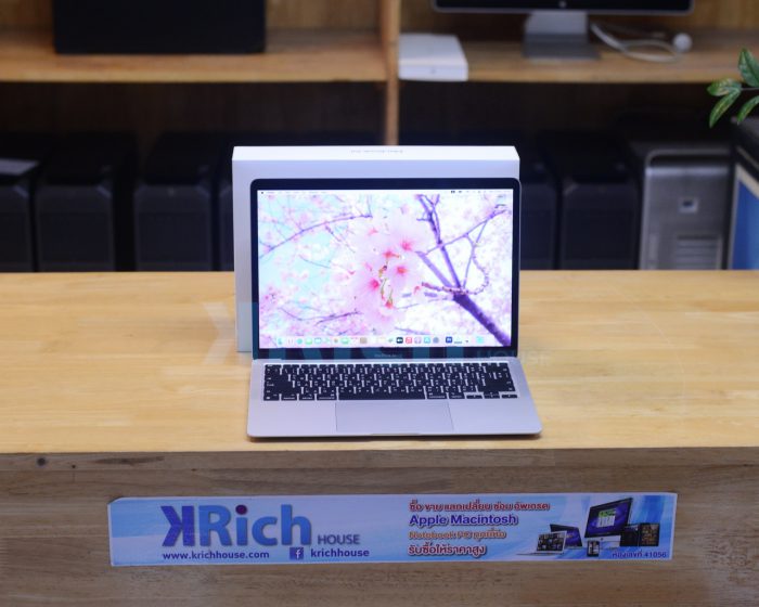 MacBook Air 13-inch 2020 Apple M1 8-Core GPU 7-Core RAM 8GB SSD 256GB ( Silver ) Full Box Apple Warranty 26-06-2024