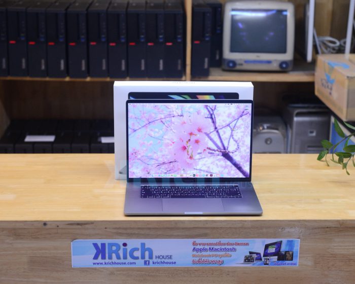 MacBook Pro 16-inch 2019 6-Core i7 2.6GHz RAM 16GB SSD 512GB Radeon Pro 5300M ( Space Gray ) Full Box ( New Battery )