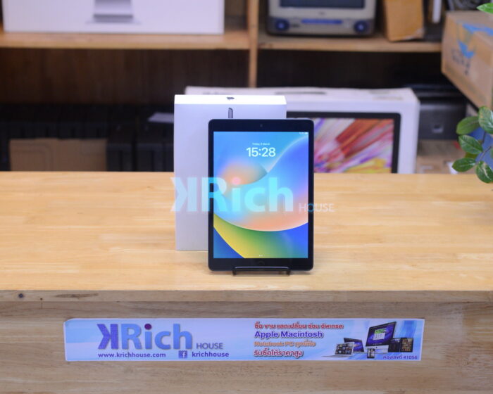 iPad 10.2-inch ( Gen 8 ) 2020 128GB Wi-Fi ( Space Gray ) Full Box