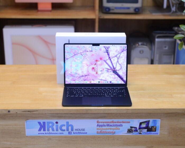 MacBook Air Liquid Retina 13-inch 2022 Apple M2 8-Core GPU 8-Core RAM 8GB SSD 256GB ( Midnight ) Full Box Apple Warranty 11-03-2025
