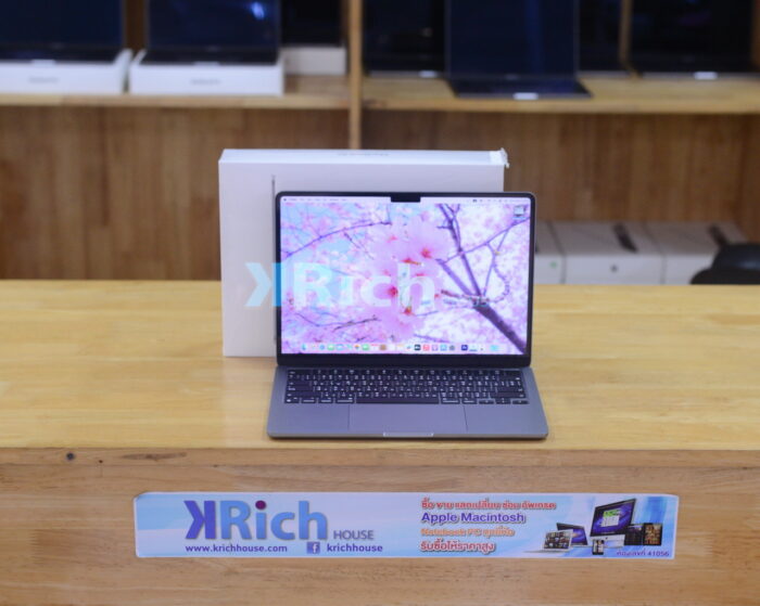 MacBook Air Liquid Retina 13-inch 2022 Apple M2 8-Core GPU 8-Core RAM 8GB SSD 256GB ( Space Grey ) Full Box Apple Warranty 14-07-2025