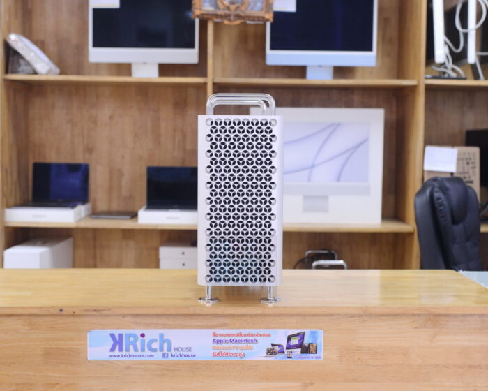 Mac Pro 2019 ( CTO ) Intel 8-Core Xeon W 3.5GHz Ram 32GB SSD 1TB VGA AMD Radeon Pro 580X