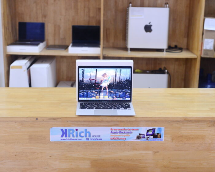 MacBook Air 13-inch 2020 Apple M1 8-Core GPU 7-Core RAM 8GB SSD 256GB ( Silver ) Full Box Apple Warranty 12-02-2025