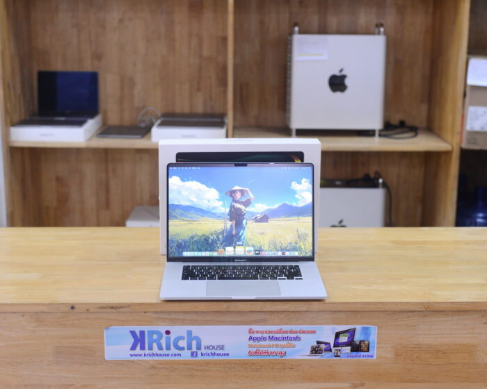 MacBook Pro 16-inch 2019 ( CTO ) 8-Core i9 2.3GHz RAM 32GB SSD 1TB Radeon Pro 5500M ( Silver) Full Box