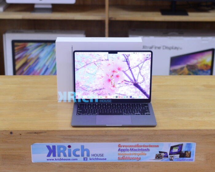 MacBook Air Liquid Retina 13-inch 2022 ( CTO ) Apple M2 8-Core GPU 10-Core RAM 16GB SSD 1TB ( Space Grey ) Full Box Apple Warranty 30-01-2026 ( Keyboard English )