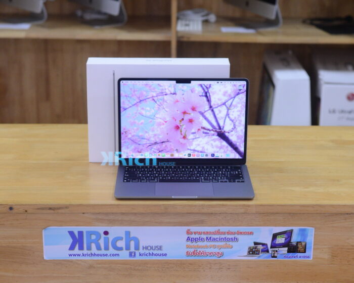 MacBook Air Liquid Retina 13-inch 2022 Apple M2 8-Core GPU 8-Core RAM 8GB SSD 256GB ( Space Gray ) Full Box Apple Warranty 03-10-2025