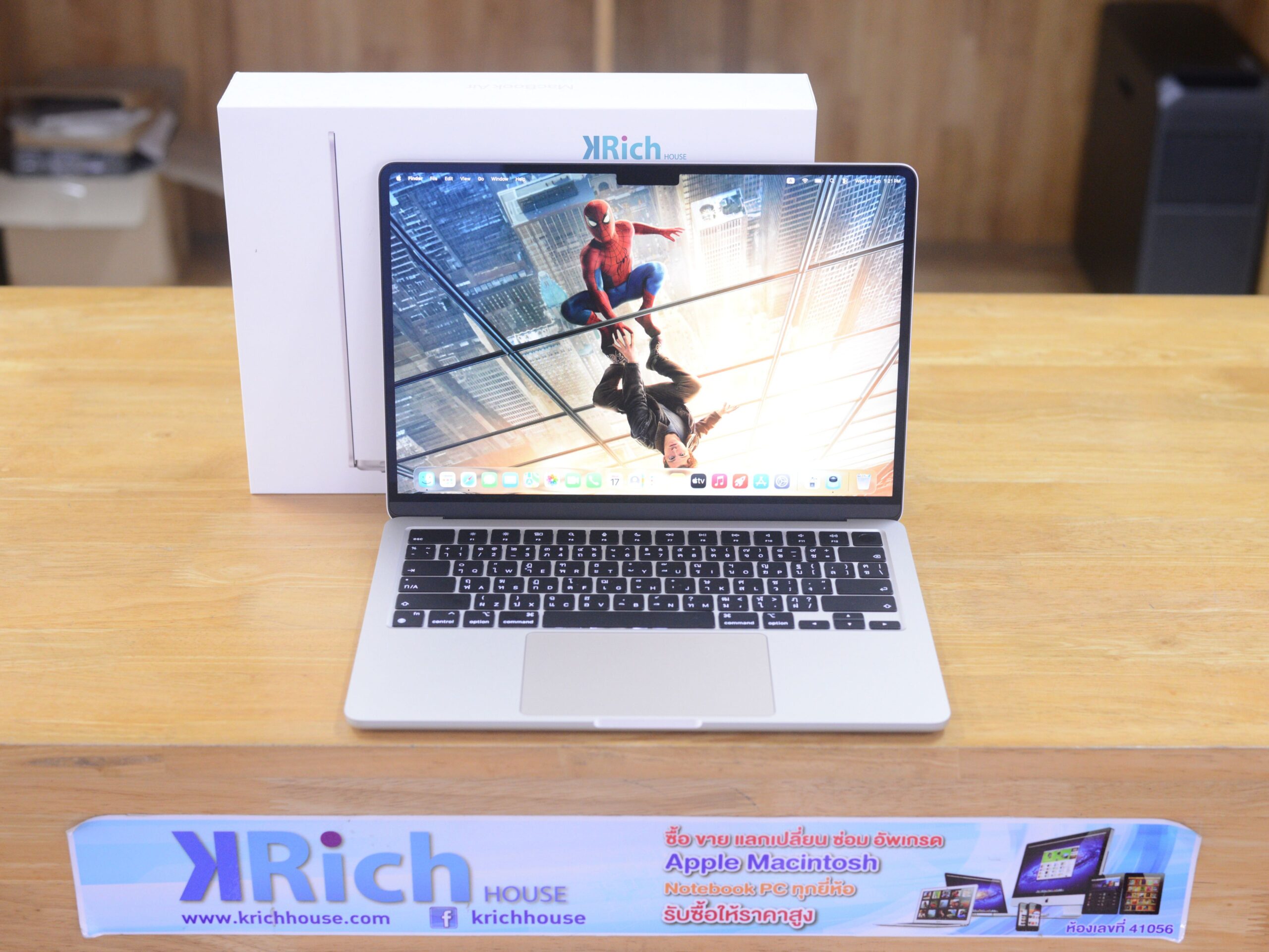 MacBook Air Liquid Retina 13-inch 2022 (CTO) Apple M2 8-Core GPU 8-Core RAM 16GB SSD 256GB (Starlight) Full Box Apple Warranty 20-03-2570