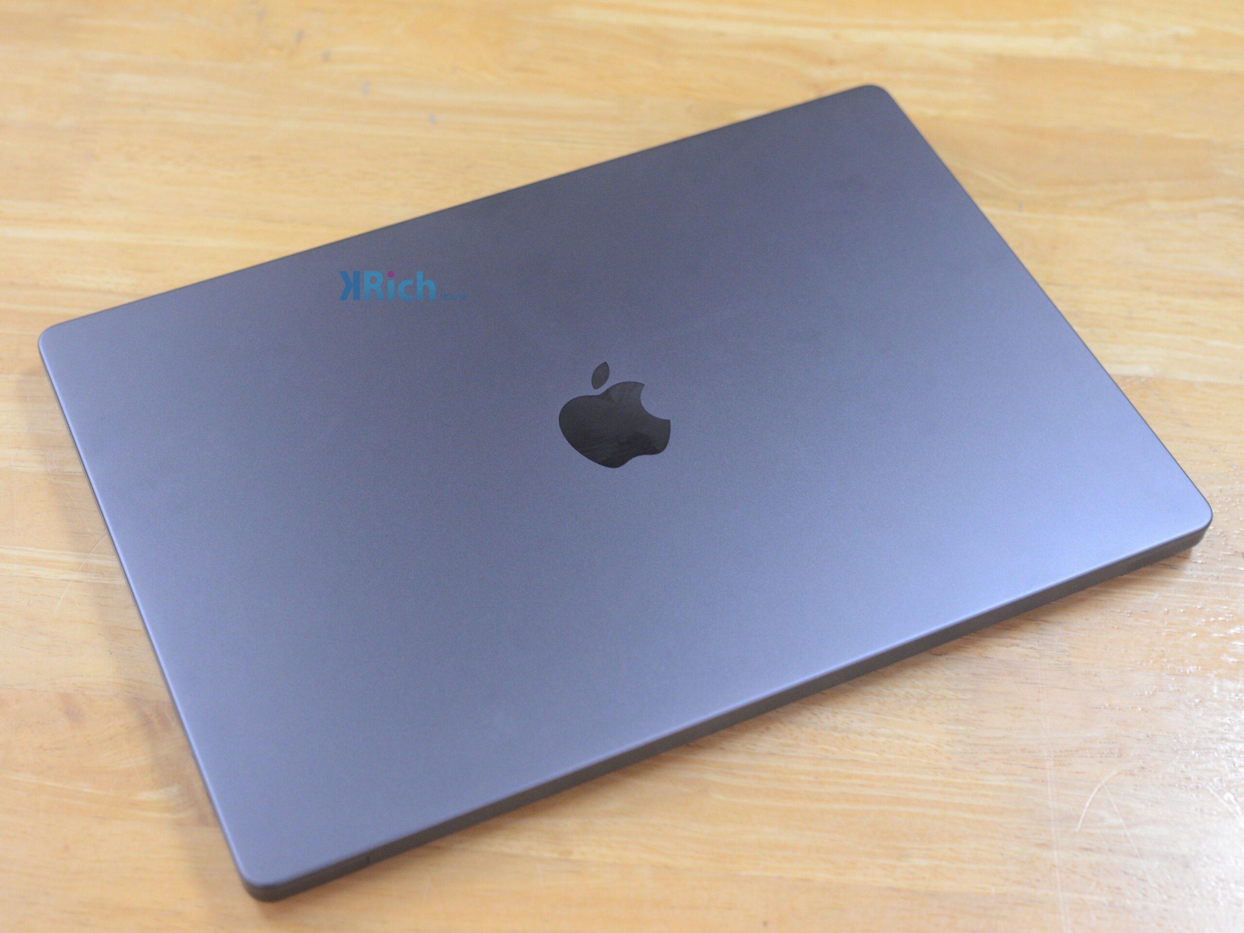 MacBook Pro Liquid Retina XDR 16-inch 2023 Apple M3 Max CPU 16-Core GPU 40-Core RAM 48GB SSD 1TB ( Space Black ) Full Box - Image 6