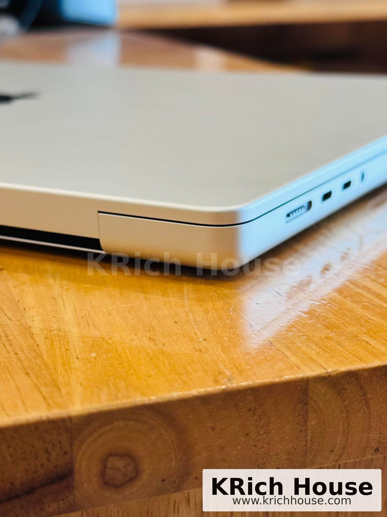 MacBook Pro 16 นิ้ว 2024 M4 Pro CPU 14-Core GPU 20-Core RAM 48GB SSD 512GB Silver สภาพ 99% พร้อมกล่อง - Image 7