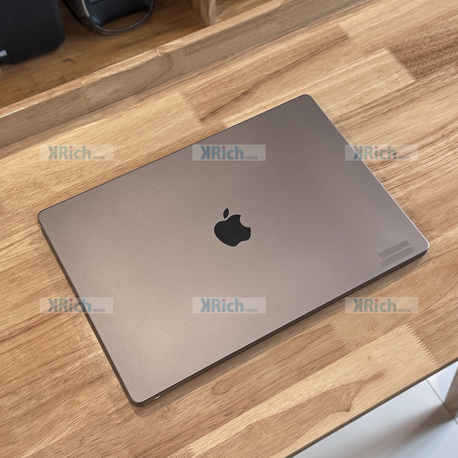 MacBook Pro 16-inch 2021 Space Gray M1 Max CPU 10-Core / GPU 24-Core 32GB 1TB Used - 1 Month Warranty - Image 7