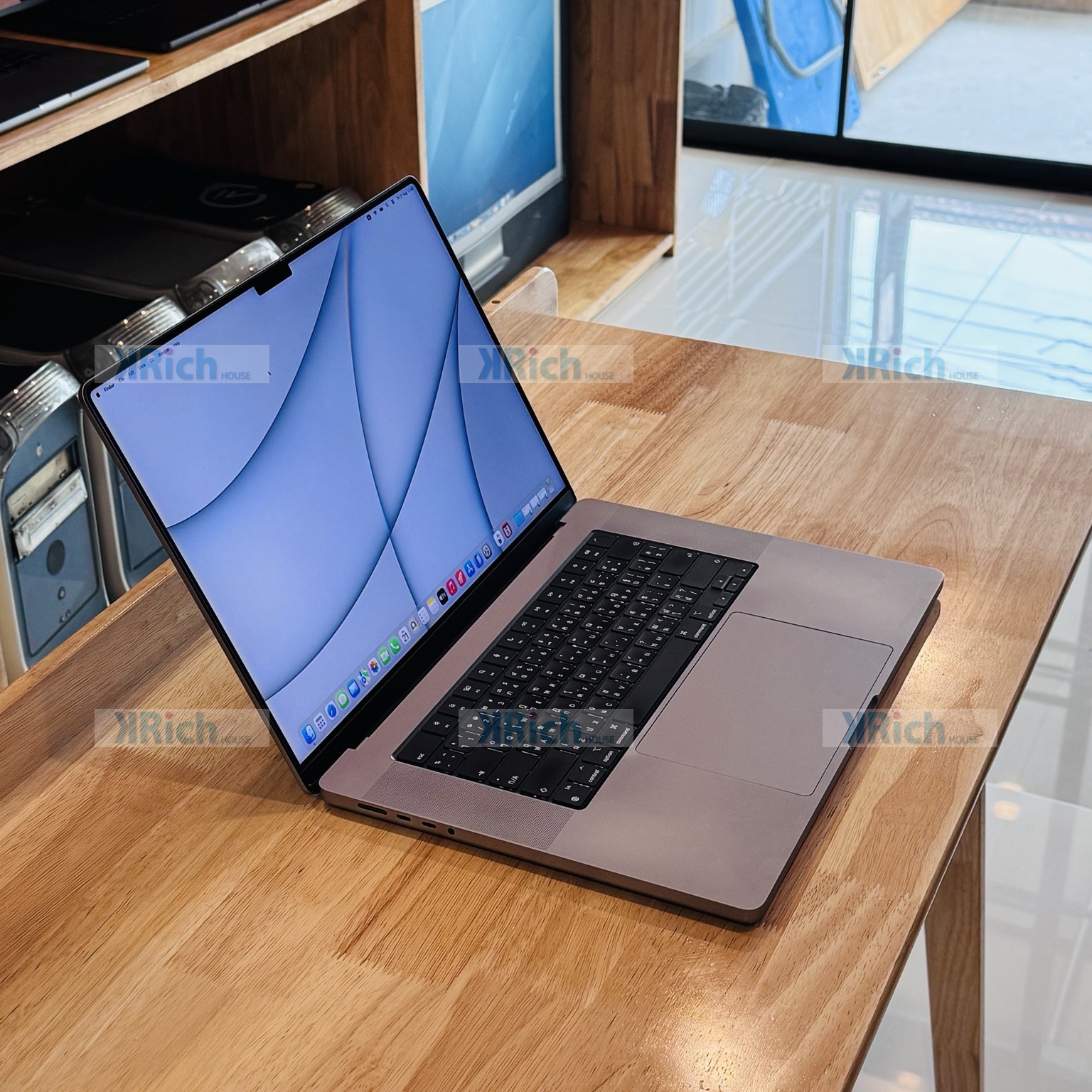 MacBook Pro 16-inch 2021 Space Gray M1 Max CPU 10-Core / GPU 24-Core 32GB 1TB Used - 1 Month Warranty - Image 3