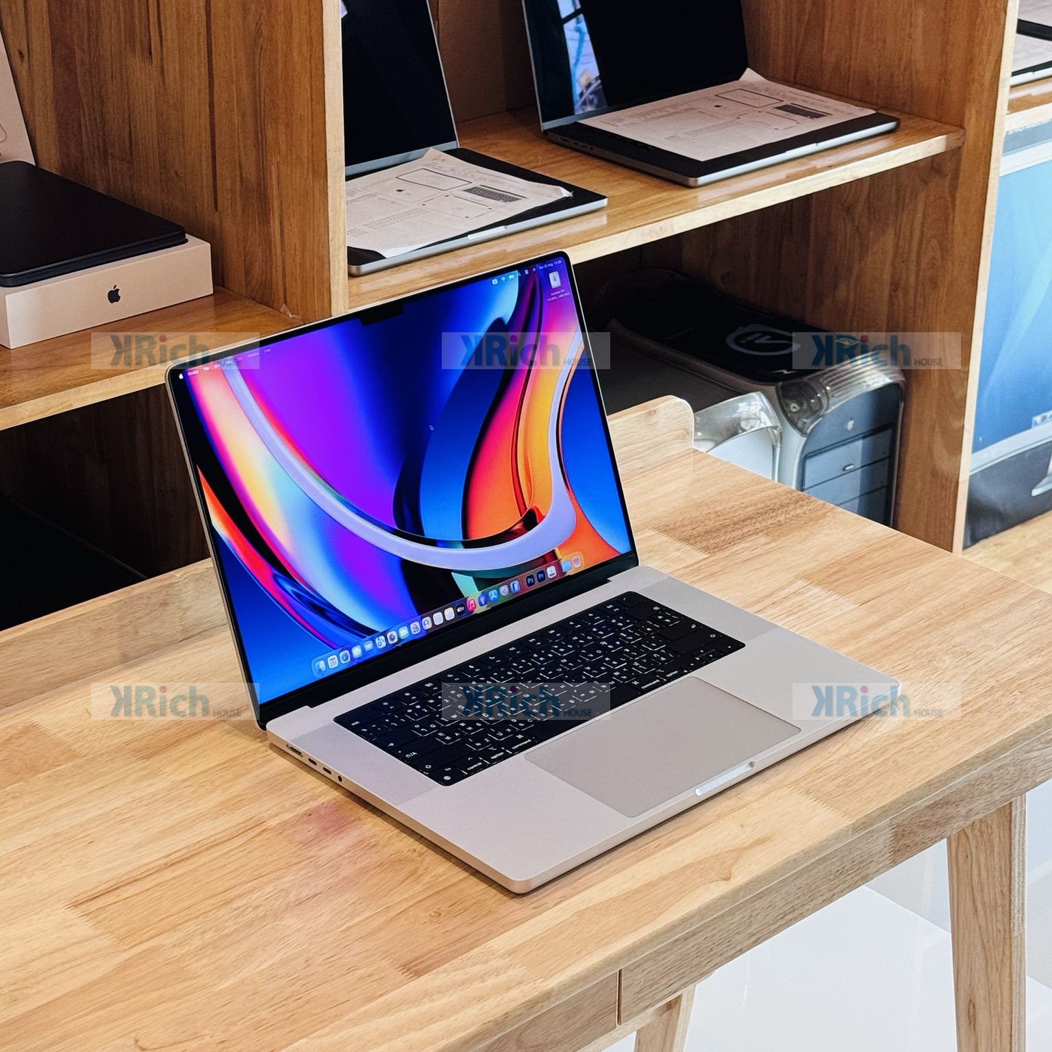 MacBook Pro 16-inch 2021 M1 Pro CPU 10-Core / GPU 16-Core 16GB RAM 512GB SSD Used 1-Month Warranty - Image 2