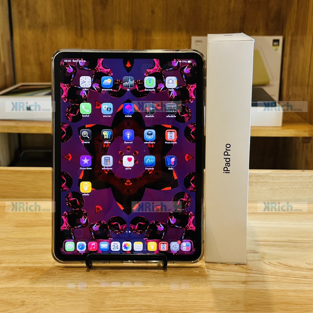Apple iPad Pro 11-inch (M4) Wi-Fi 2024 Space Black 9-Core CPU 10-Core GPU 8GB RAM 256GB Used 1-Month Store Warranty