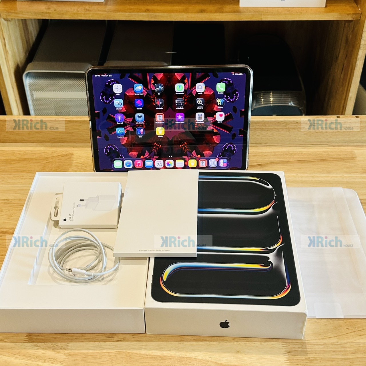 Apple iPad Pro 11-inch (M4) Wi-Fi 2024 Space Black 9-Core CPU 10-Core GPU 8GB RAM 256GB Used 1-Month Store Warranty - Image 2